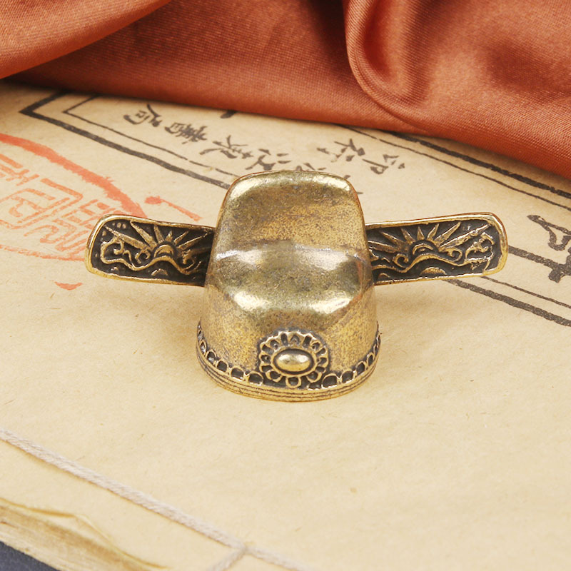 Vintage Collectible Furniture - Ornamen Meja Kerajinan Kuno dari Kuningan,
